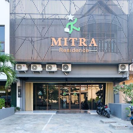 RedDoorz near Ahmad Yani Airport 3 Otel Semarang Dış mekan fotoğraf